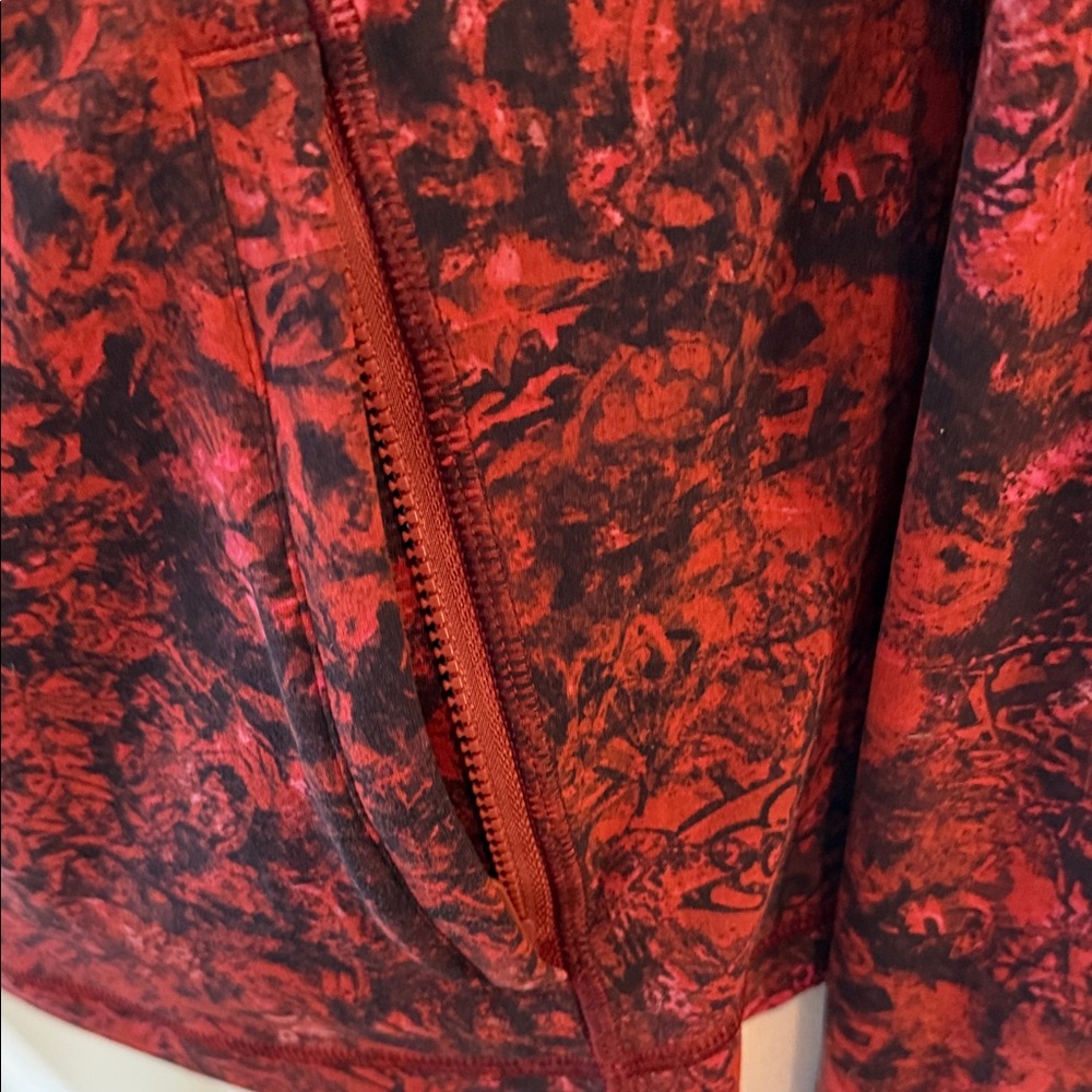 Lululemon Define Women's Red Patterned Jacket - image 4